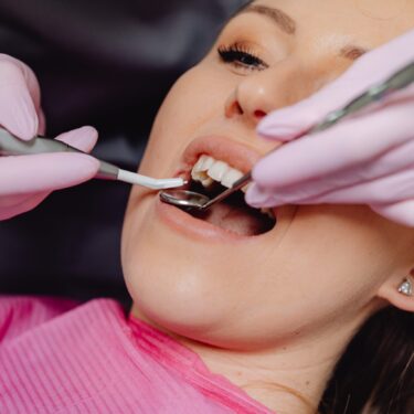 Choosing the Right Dentist for Your Dental Needs
